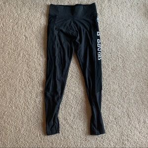 pink vs leggings/yoga pants